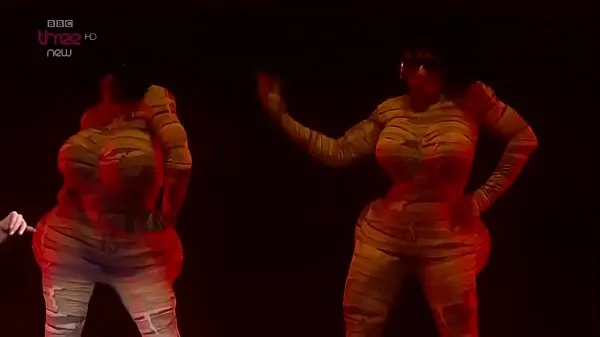 أنبوب محرك Katy Perry - I Kissed A Girl,Live Performance,In Super Sexy outfit جديد