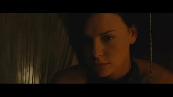 Nouveau tube de lecteur Charlize Theron dans Aeon Flux (2006