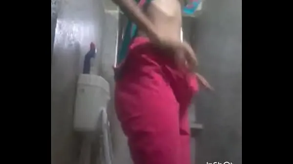 Tubo de unidad Desi chica mostrando COÑO nuevo