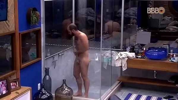 Tubo de transmissão Mahmoud tomando banho pelado - Insta novo