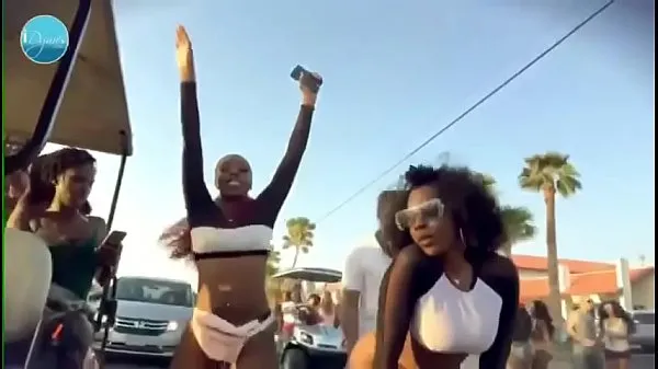 Tubo de transmissão SPRINGBREAK em South Padre Island com as mais exóticas garotas negras Twerk Ass Krew novo