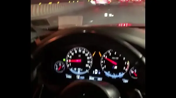 أنبوب محرك NYC Road Head in a BMW M5 جديد