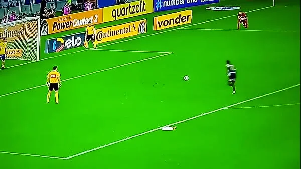 Friss Fábio Santos players on penalties meghajtócső