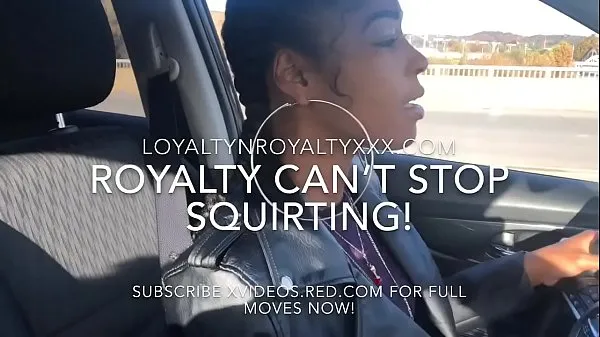 Čerstvá trubica pohonu LOYALTYNROYALTY “PULL OVER I HAVE TO SQUIRT NOW