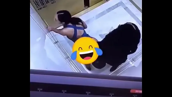 Tubo de transmissão Vestido azul com câmera oculta Voyeur Elevator censurada por sexo novo