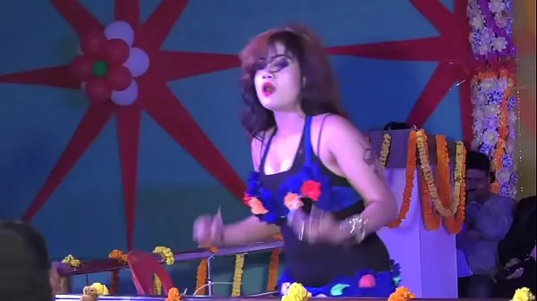 สด Hot performance of sexy dancer Suruchi ไดรฟ์ Tube