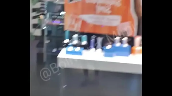 أنبوب محرك Sem calcinha no shopping fazendo squirt جديد