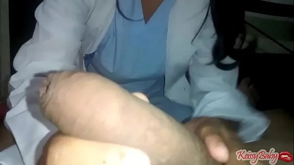 Nouveau tube de lecteur Le docteur guérit mon impuissance avec une méga succion