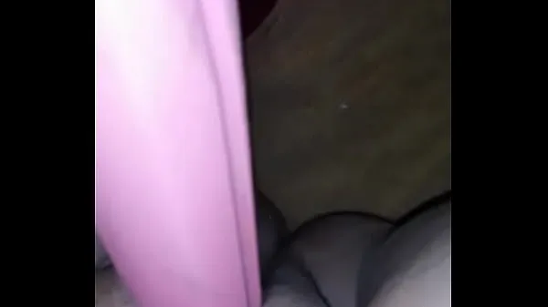 Yeni My whore puts the hair straightener in her pussy Drive Tube