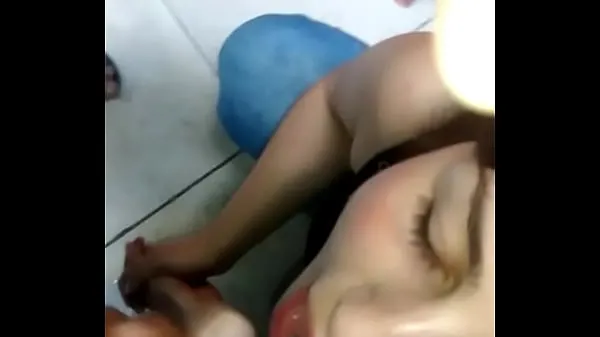 Fresh cumming in my mouth aandrijfbuis