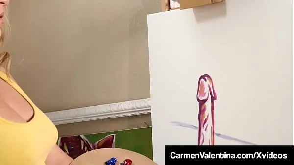 Nouveau tube de lecteur Carmen Valentina, étudiante en art, ouvre ses cuisses épaisses pour une grosse bite sombre dans ce clip interracial chaud de traite de grosse bite noire! Vidéo complète et Carmen Valentina en direct