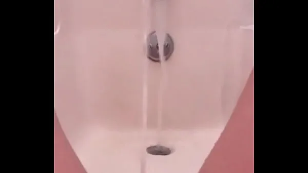Fresh 18 yo pissing fountain in the bath drive Tube