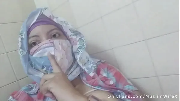 Fresh Real Arab عرب وقحة كس Mom Sins In Hijab By Squirting Her Muslim Pussy On Webcam ARABE RELIGIOUS SEX drive Tube