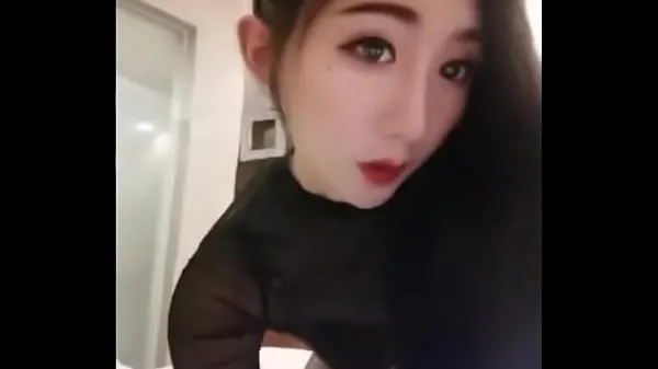 Nuovo La ragazza finta CD domestica Xiao Qiao sexy di seta nera viene scopatatubo di guida