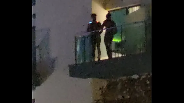 Frisches Jungs beim Ficken auf dem Balkon erwischtDrive Tube