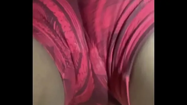 新鲜的fat pussy wet spot in leggings驱动管