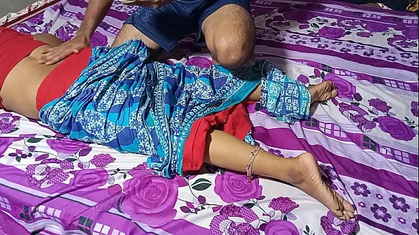 Fresh Friend's mom fucks pussy under the pretext of back massage - XXX Sex in Hindi drive Tube