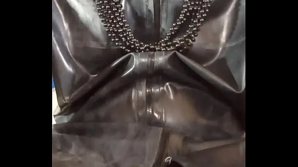 GAY LATEX OUTFIT Tiub pemacu baharu