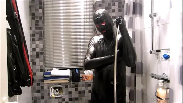 When you take a shower in your latex suit Tiub pemacu baharu