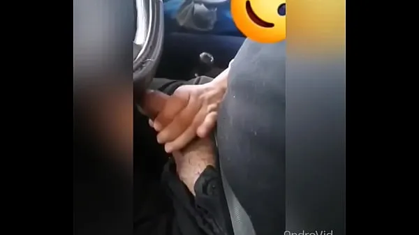 Sveža Cock blowjob in the car pogonska cev