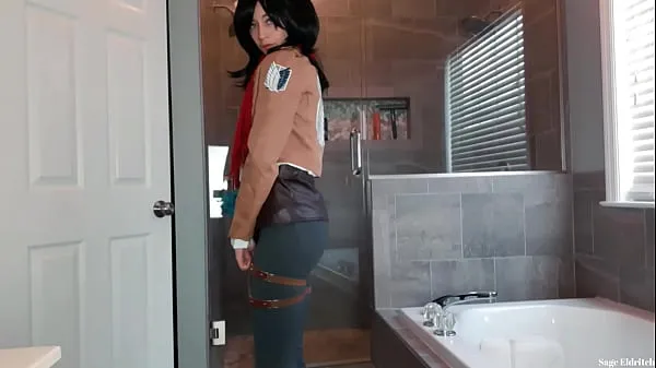 Tubo de unidad Mikasa Ackerman mojando sus jeans ajustados nuevo