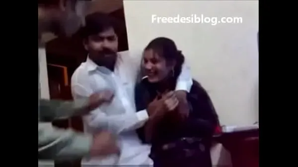 Świeża Pakistani Desi girl and boy enjoy in hostel room rura napędowa